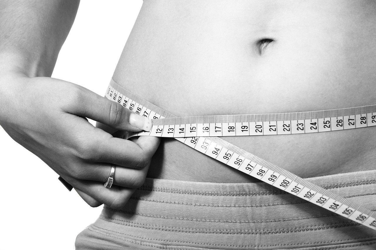 massband_kfa_bauch